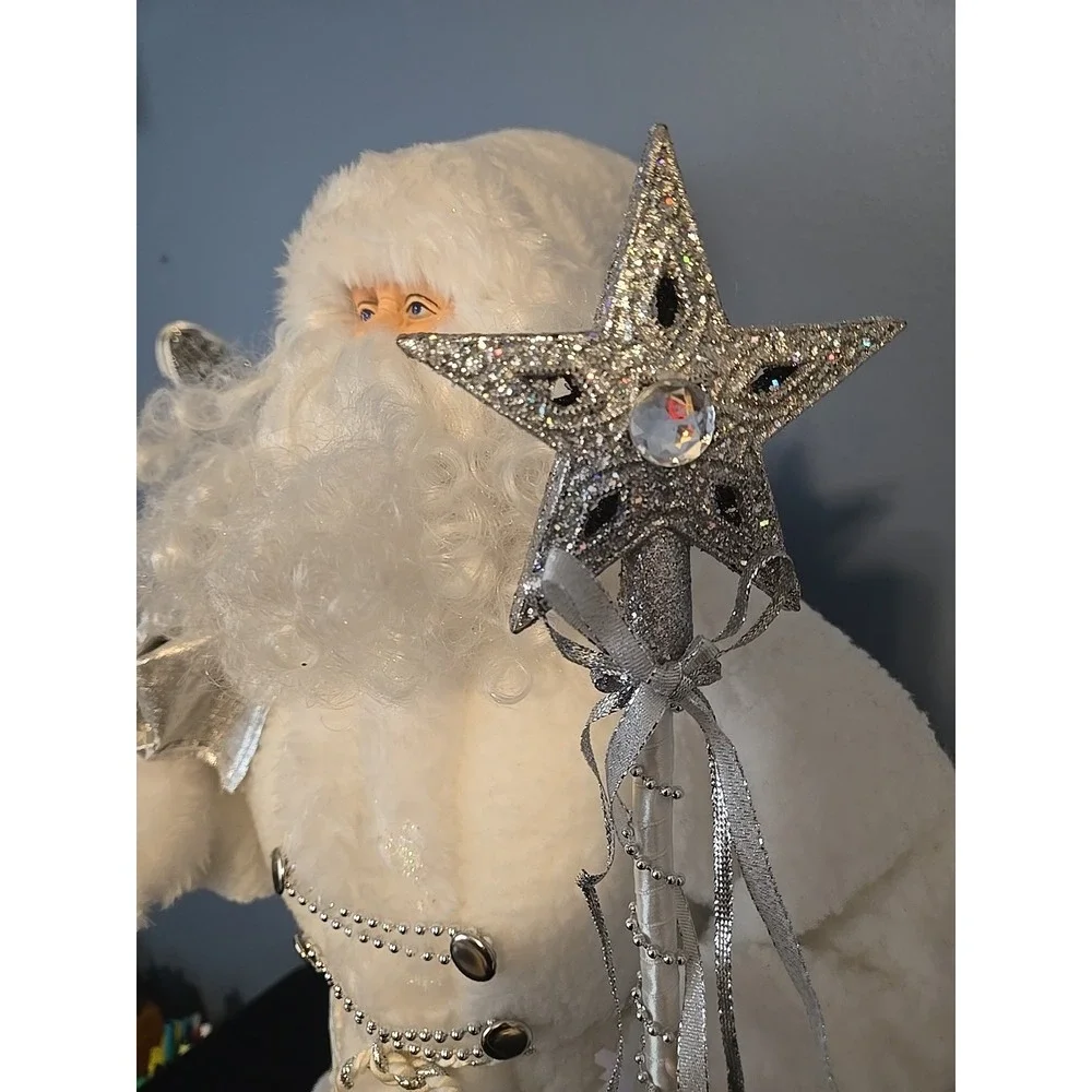 San Francisco Music Box santa good box